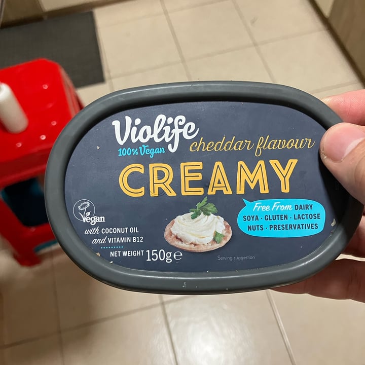 photo of Violife creamy cheddar shared by @veganhubby on  30 Jun 2022 - review
