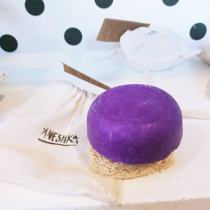 review photo of Aneshka Shampoo solido matizador shared by @indomittaraiz on 18 Mar 2021 - review