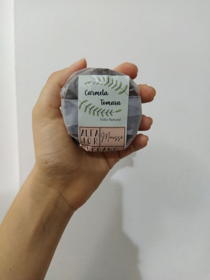 review photo of Carmela Tomasa Alfajor De Mousse De Chocolate shared by @celes on 04 Feb 2021 - review