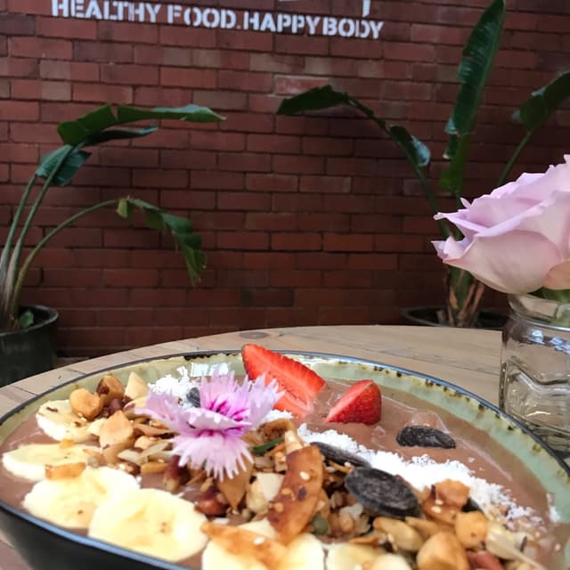 菜肴“Chocolate Protein Bowl”的照片