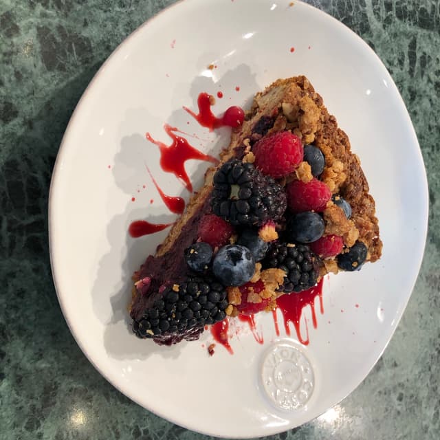 「Vegan berry tart」の料理の写真