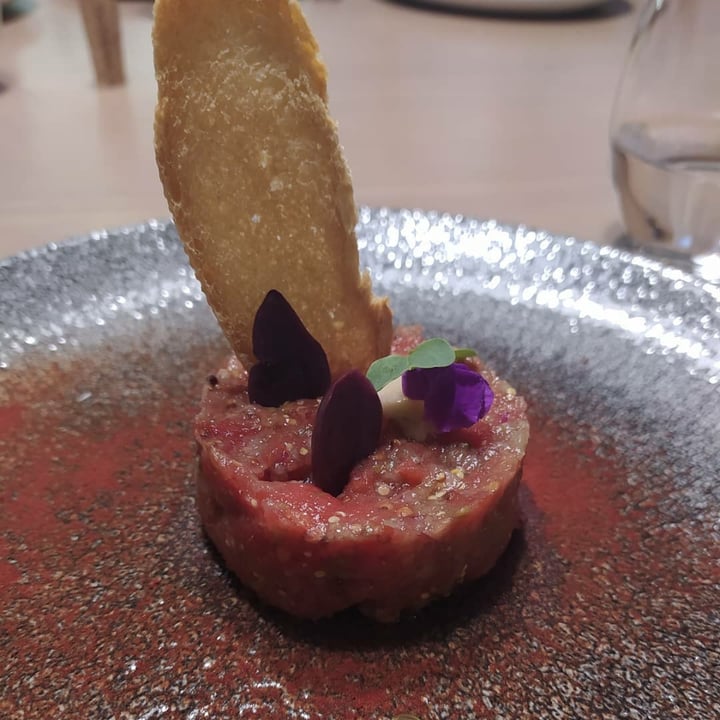review photo of BLoved Veggie Corner Tartar de tomate y aceituna shared by @olgaaa on 08 Jun 2021 - review
