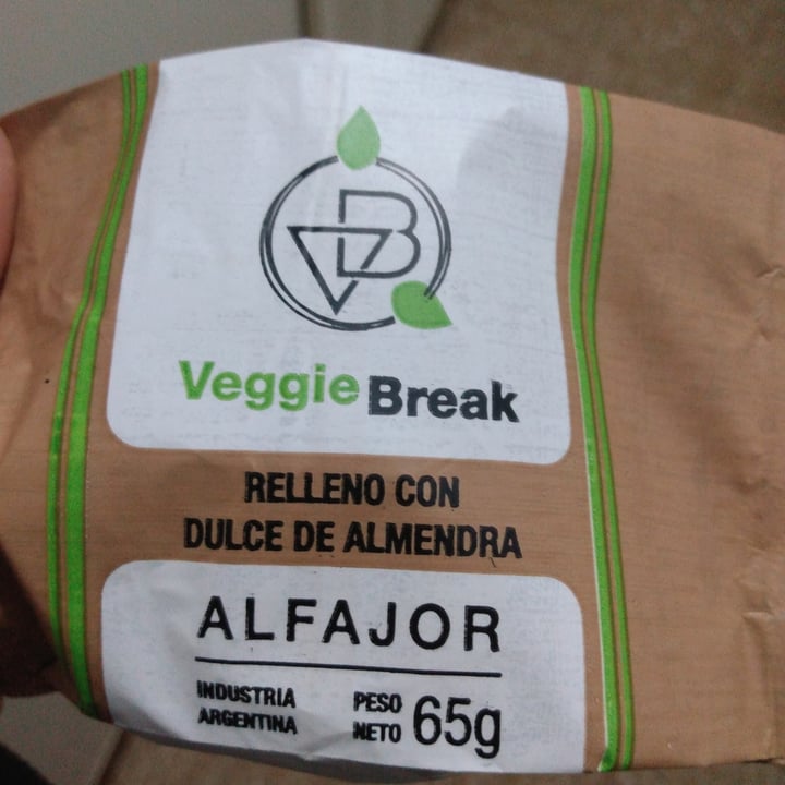 review photo of Veggie Break Alfajor Vegano Relleno con Dulce de Leche de Almendra shared by @jesicaagui on 16 Oct 2022 - review