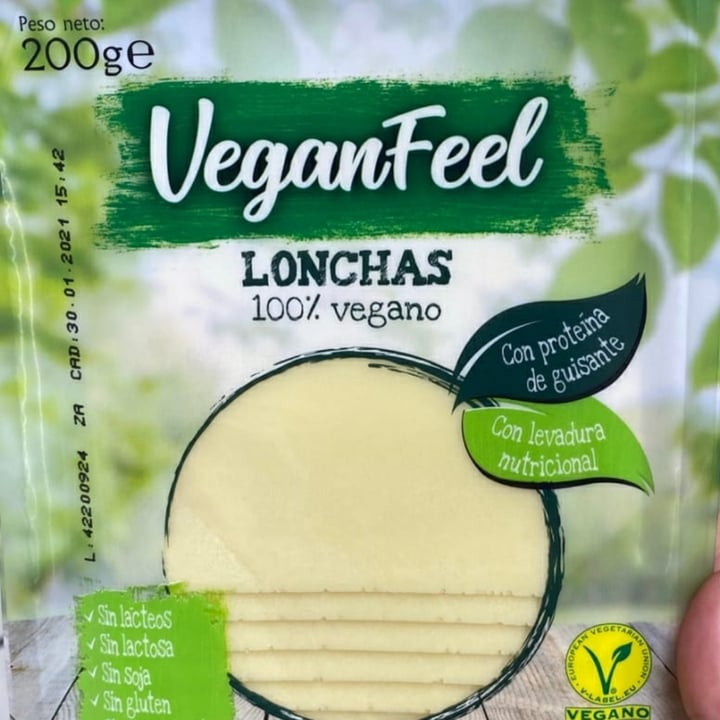 review photo of Vegan Feel Lonchas 100% Veganas Queso shared by @dejalosquevivan on 12 Jan 2022 - review