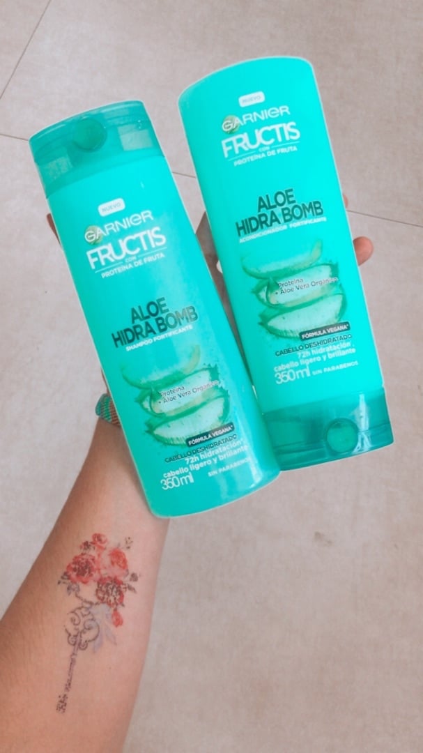 review photo of Garnier Aloe Hidra Bomb Shampoo Fortificante shared by @trinicorvalan on 01 Dec 2019 - review