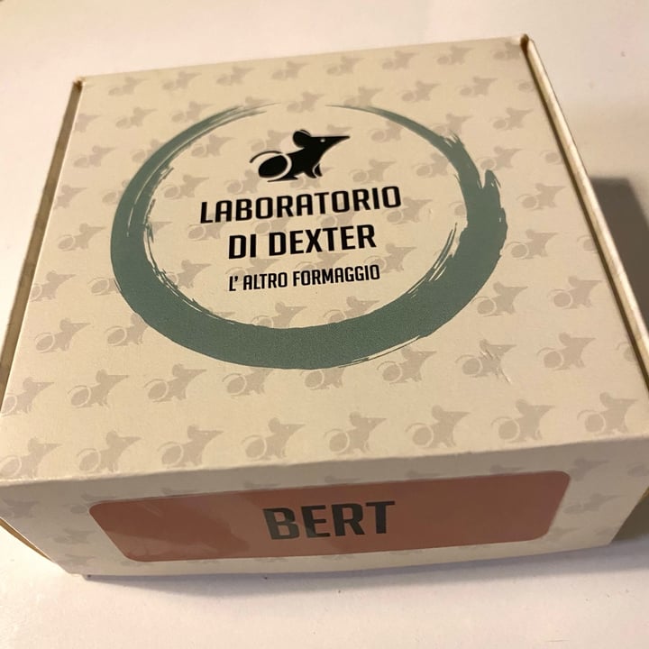 photo of Laboratorio di dexter Bert shared by @sara0710 on  05 Oct 2022 - review