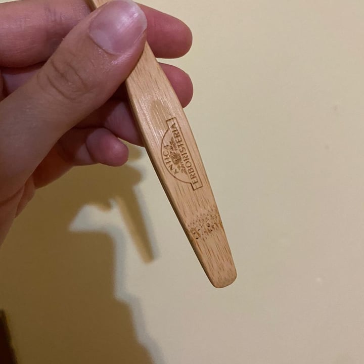 review photo of Antica erboristeria Spazzolino in Bamboo shared by @beardocet on 20 Jul 2022 - review