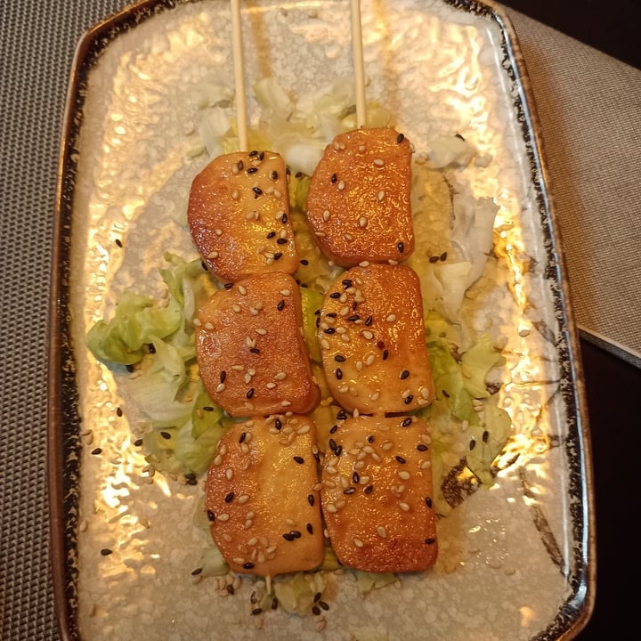 photo of Yejia sushi Spiedini di tofu shared by @spollyrolly on  11 Feb 2022 - review