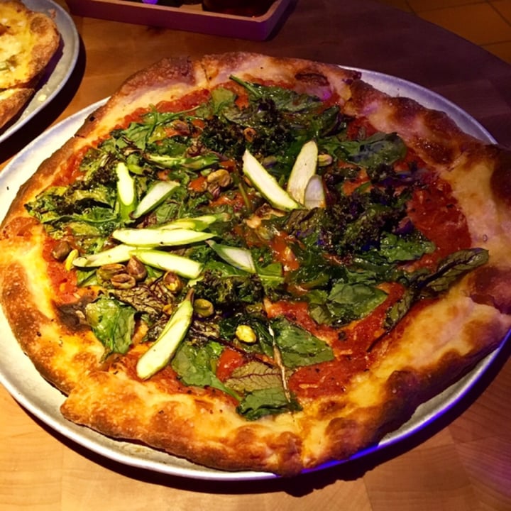 photo of Blue Label Pizza & Wine Veganized: Green Machine Pizza shared by @vikas on  21 Mar 2019 - review