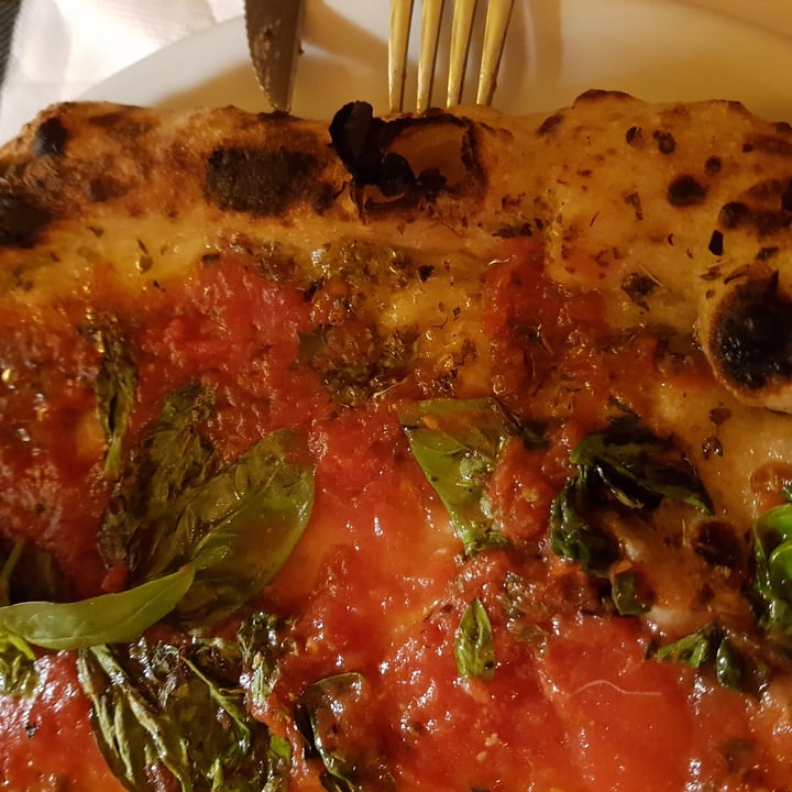 photo of Pizzeria BARBATO Pizza marinara shared by @martitubi on  14 Sep 2022 - review