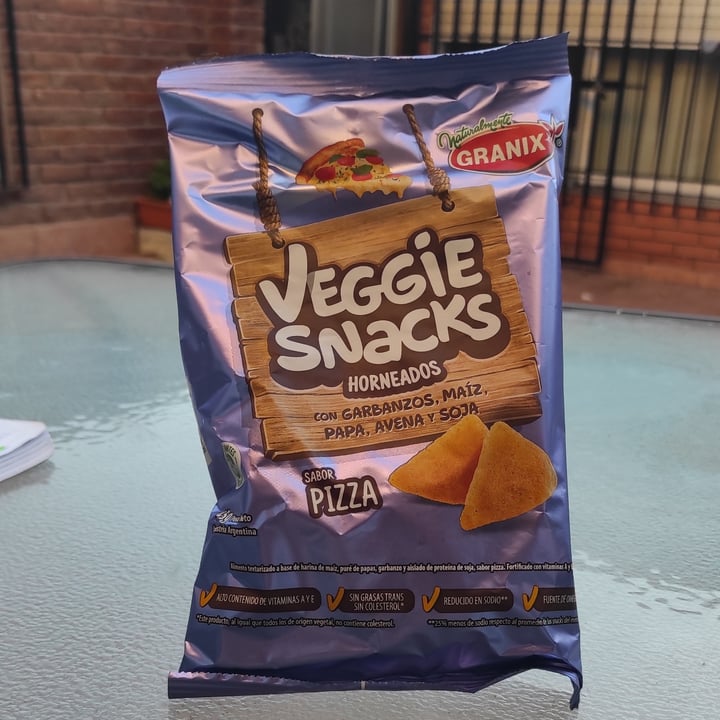 photo of Granix Veggie Snacks sabor Pizza shared by @vegtips on  08 Jan 2022 - review
