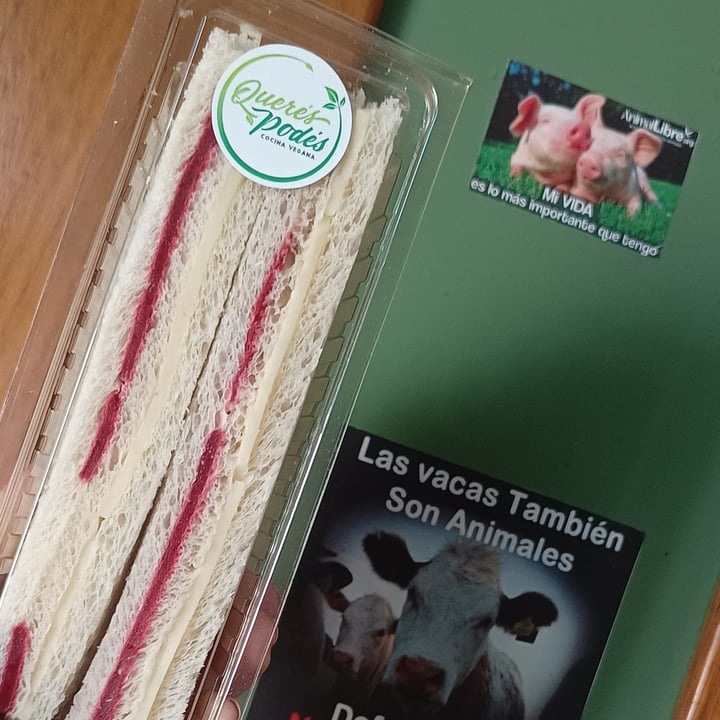 photo of queres podes sanguchito de miga shared by @veganveganita on  14 Oct 2022 - review