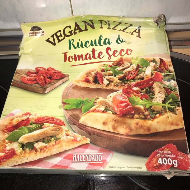 photo of Hacendado Pizza Vegana Rúcula Y Tomate Seco shared by @ssipaneka on  16 Dec 2021 - review