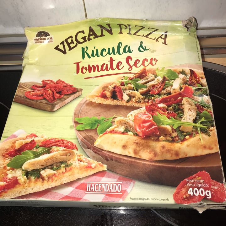 review photo of Hacendado Pizza Vegana Rúcula Y Tomate Seco shared by @ssipaneka on 16 Dec 2021 - review