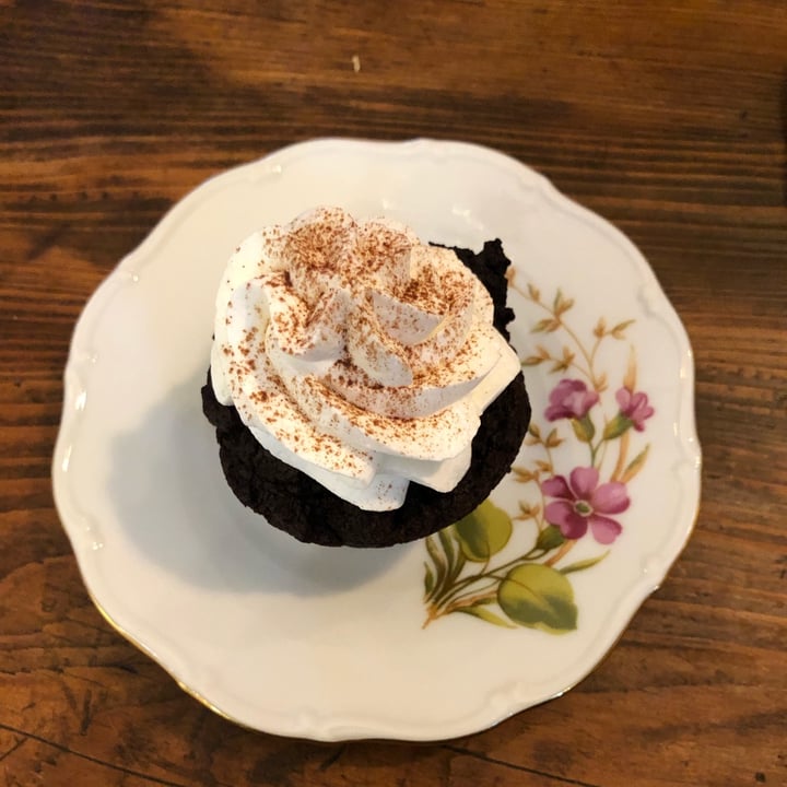 photo of La Schiscetteria Cupcake al cioccolato shared by @giuliettaveg on  26 Oct 2021 - review