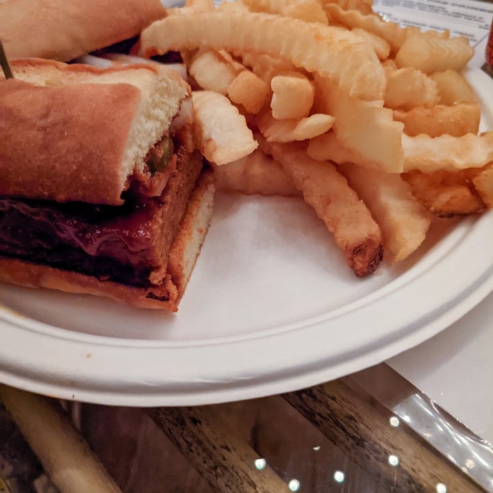 photo of Tako Taco Vegan McRib Torta shared by @earthtostacy on  20 Dec 2020 - review