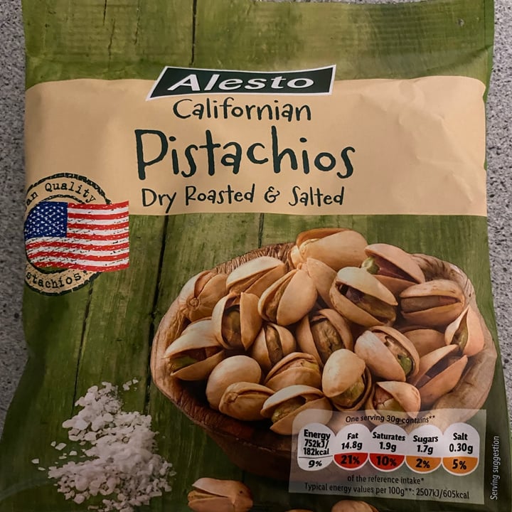 review photo of Alesto Salted Californian Pistachios shared by @fethitemel on 31 Jan 2022 - review