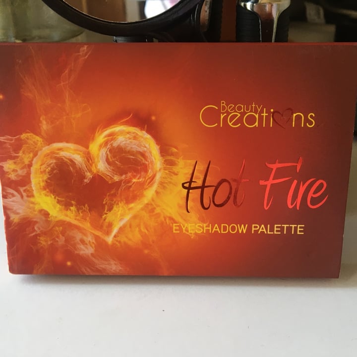 photo of Beauty Creations Hot Fire shared by @tabita0311 on  03 Jan 2021 - review