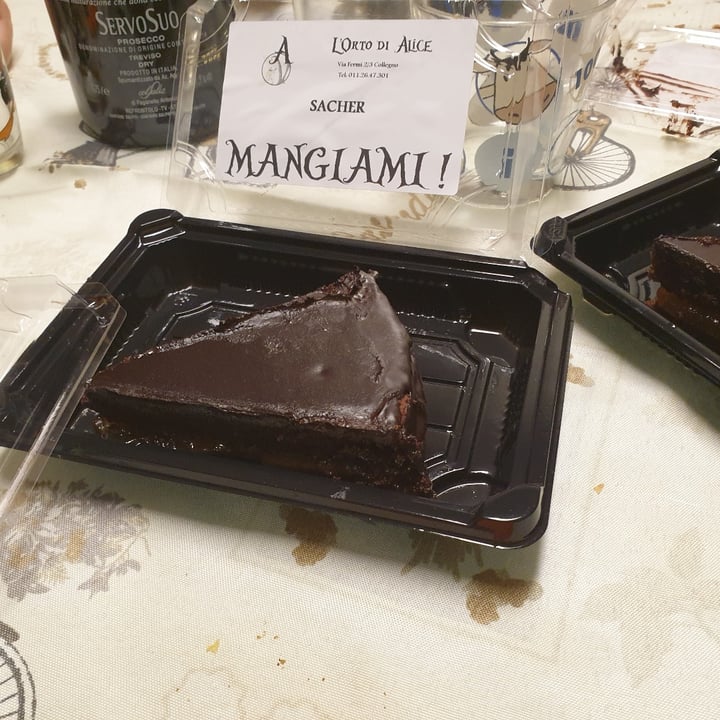 photo of Alice e Viola - Cucina vegetale Sacher vegana shared by @valdal on  04 Aug 2020 - review