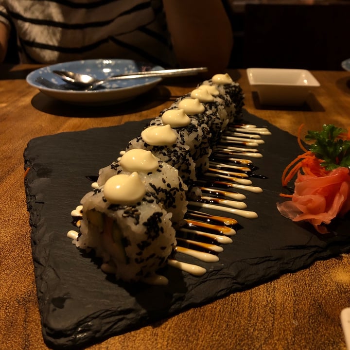 photo of Herbivore California Maki Roll shared by @heerendd on  05 Nov 2020 - review