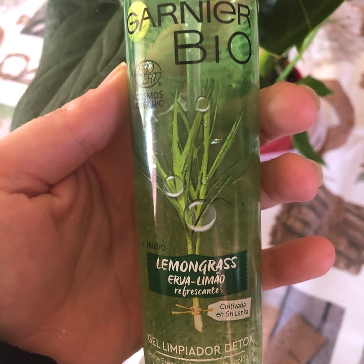 photo of Garnier Balancing Facial Mist shared by @raquelalexandrasilv on  08 Jun 2020 - review