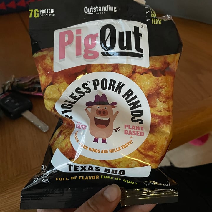 photo of Outstanding Foods Kansas City BBQ Pigless Bacon Chips shared by @boochi on  11 Feb 2021 - review