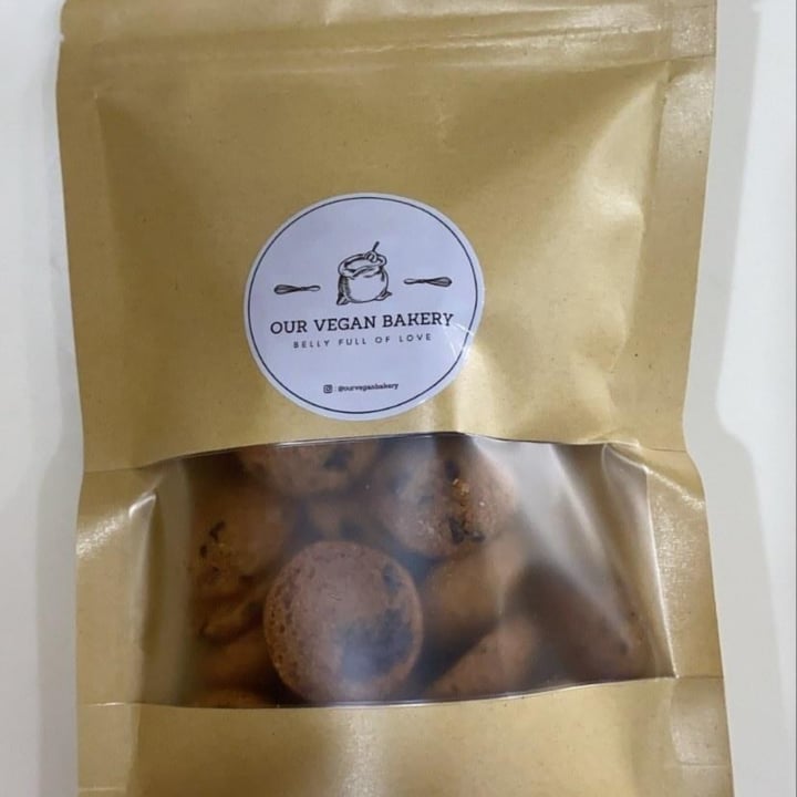 photo of Our Vegan Bakery Mini chocolate chip cookies shared by @cwjw on  28 Dec 2021 - review