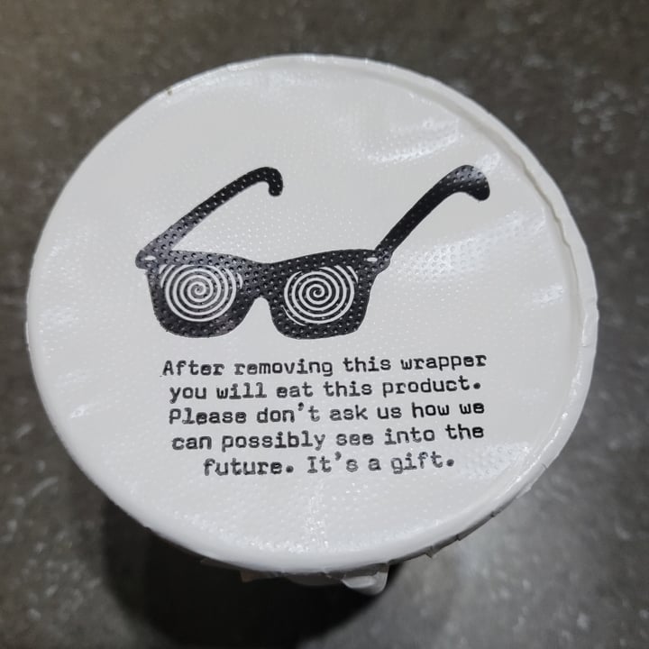 review photo of Oatly Mint Chip Non-dairy Frozen Dessert shared by @ellythegeek on 20 Sep 2021 - review