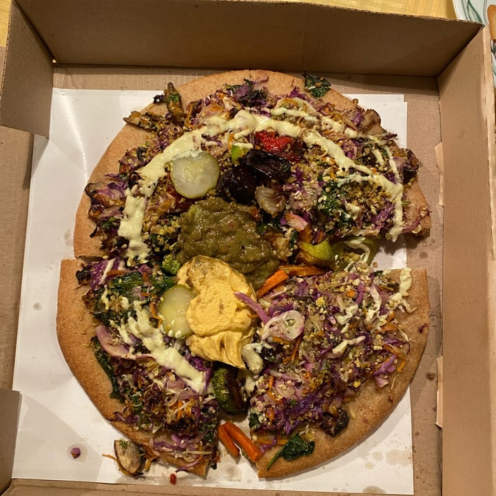 photo of Buenos Aires Verde Power pizza vegana shared by @inespressable on  05 Mar 2022 - review