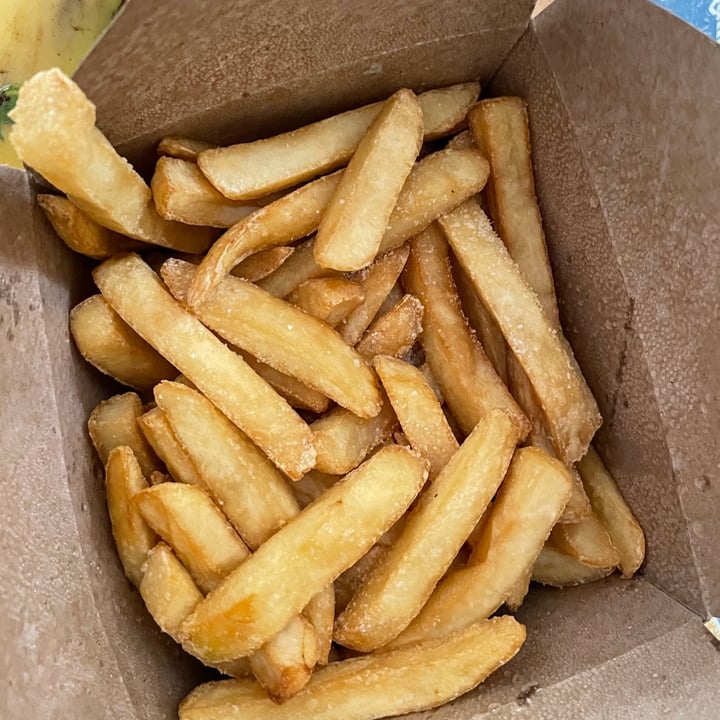 photo of Clementine Bakery fries shared by @veganfoodcrazy on  21 May 2022 - review