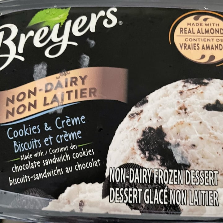 photo of Breyers Non-Dairy Cookies & Crème shared by @livin on  30 Jul 2022 - review