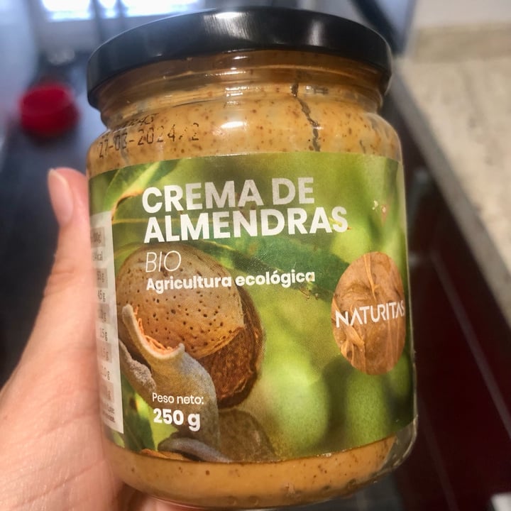 photo of Naturitas crema de almendras shared by @vegannoe on  13 Aug 2022 - review