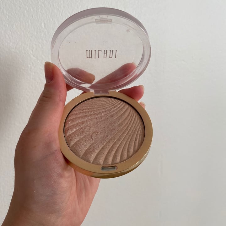 review photo of Milani Highlighter shared by @gracevm on 30 Apr 2020 - review