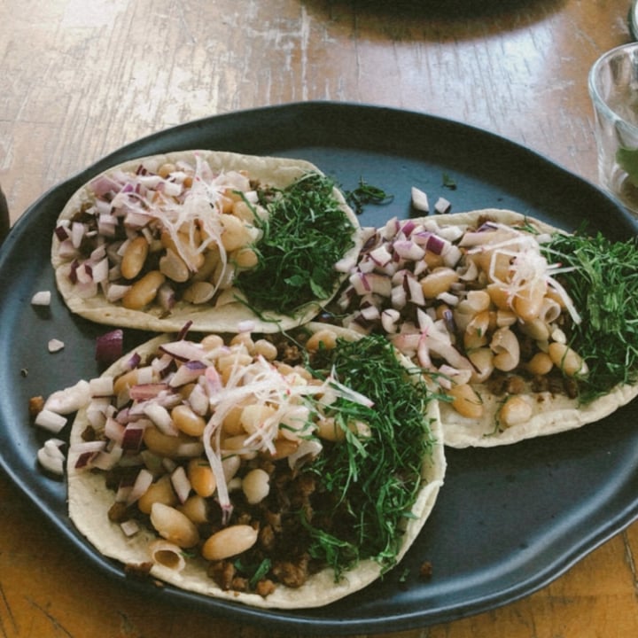 review photo of La Flaca Tacos Surtidos shared by @angel02 on 11 Apr 2021 - review