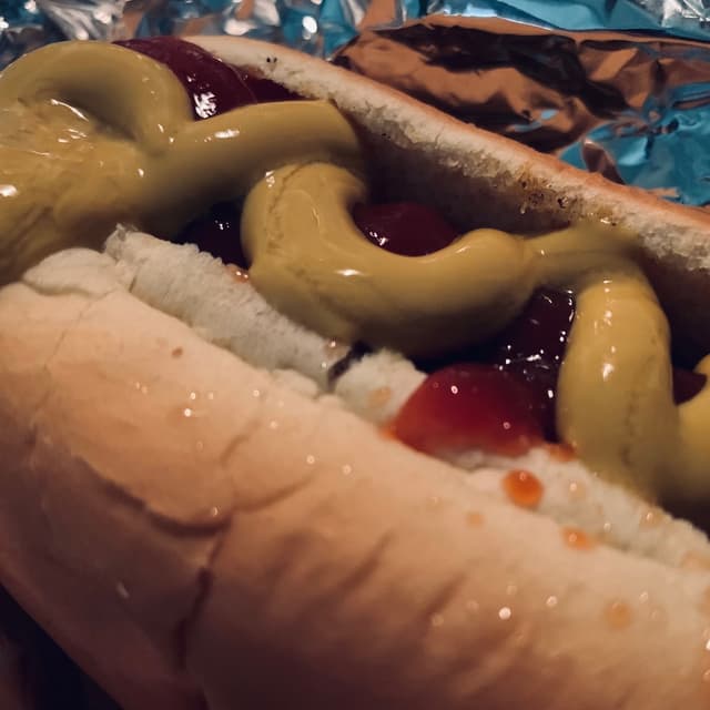 菜肴“Vegan Apple Sage Dog”的照片