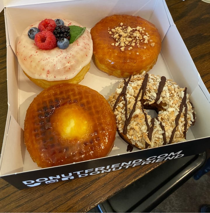 photo of Donut Friend All the Donuts shared by @plantbasedlace on  10 Jun 2020 - review