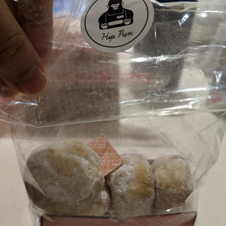 photo of 嬉皮麵包 HIP PUN Nut bliss balls shared by @viviantothewu on  14 Jun 2020 - review