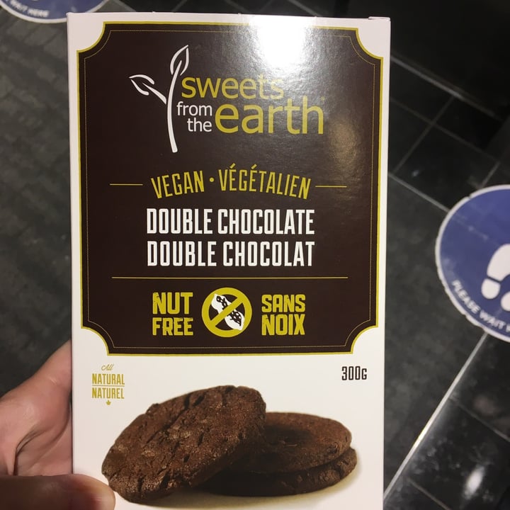 photo of Sweets from the Earth Double Chocolate Cookie shared by @sara18 on  09 Oct 2020 - review