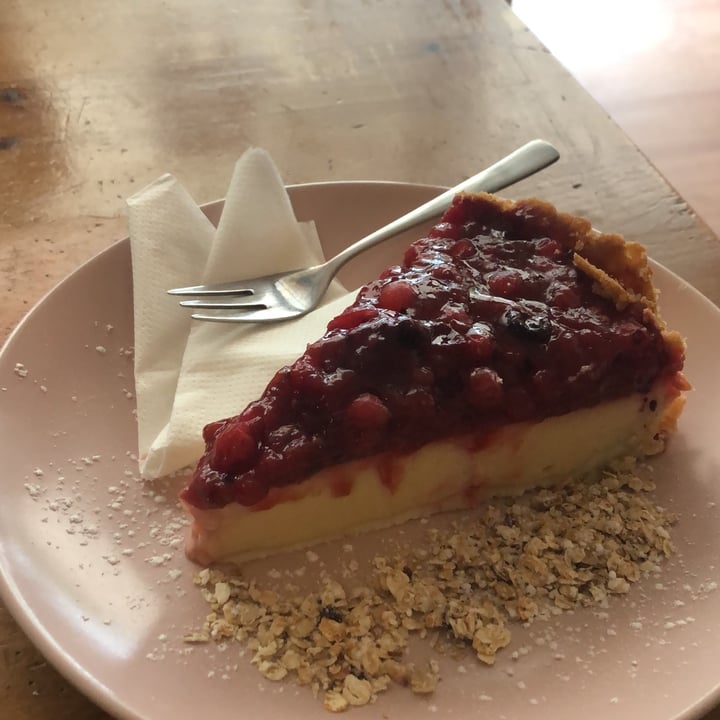 review photo of Rosa Parks Café Vegan cheesecake shared by @moltoverdi on 24 Aug 2022 - review