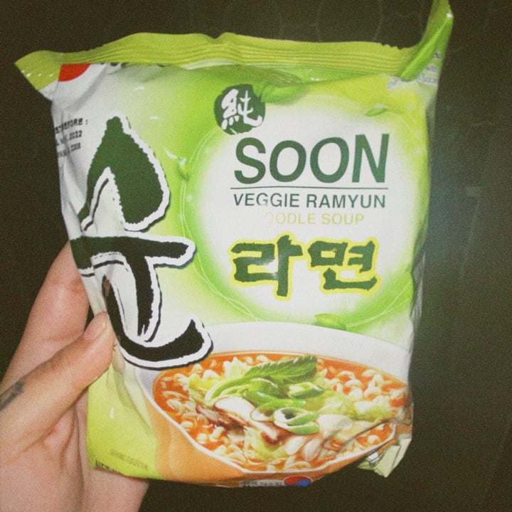 photo of NONGSHIM (농심) Veggie Ramyun shared by @mennnacat on  17 Mar 2022 - review