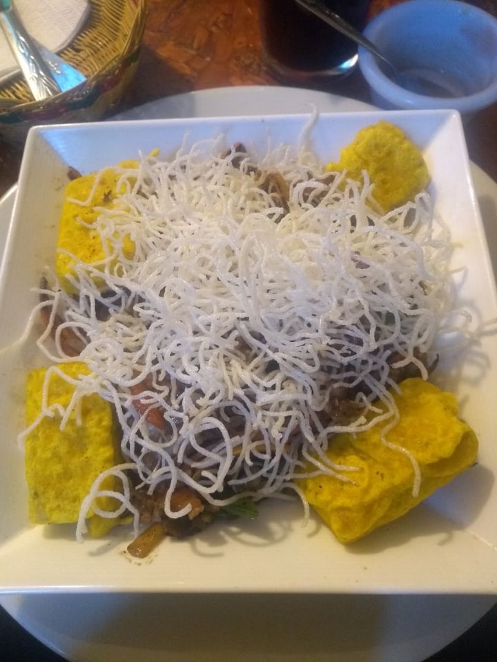 photo of Restaurante Naturalmente Vegano Arroz oriental shared by @johanramirez91 on  07 Sep 2019 - review