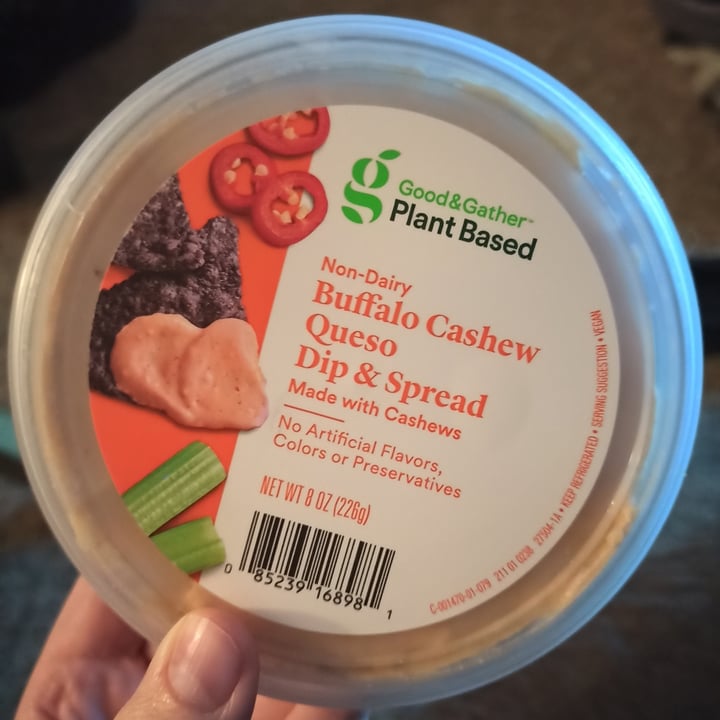 photo of Good & Gather Buffalo Cashew Queso Dip and Spread shared by @thursdayish on  18 Feb 2022 - review