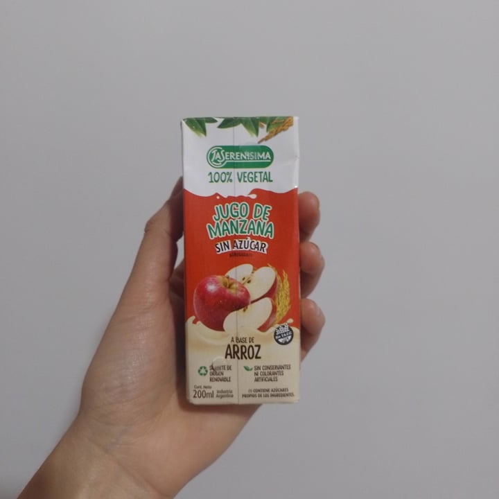photo of La Serenísima Jugo De Manzana A Base De Arroz shared by @kaaren on  15 Sep 2022 - review