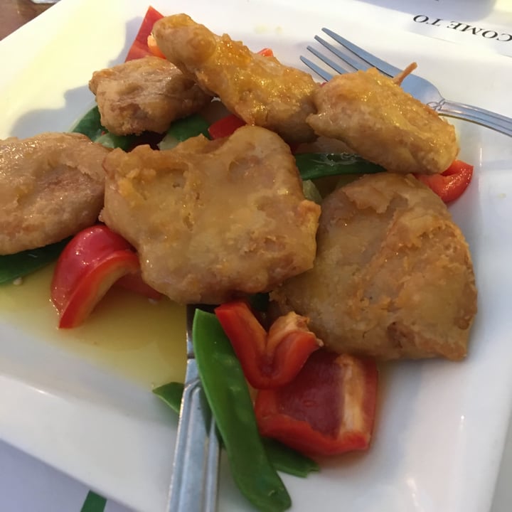 photo of Veggie Heaven Pineapple Chicken shared by @reywatson on  28 Sep 2020 - review