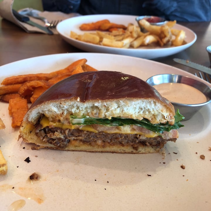 photo of Veggie Grill VG Beyond Burger shared by @terri on  25 Mar 2021 - review