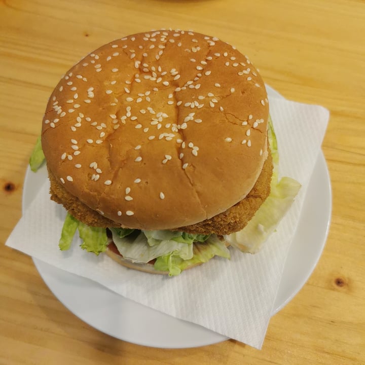 photo of Formosa Food Cordon Bleu Burger shared by @kacel on  30 Jul 2020 - review