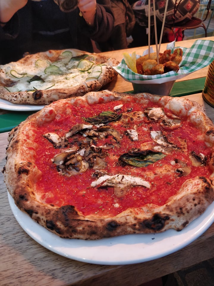 Pizza Pilgrims Kingly St Soho, United Kingdom Pizza Marinara Review