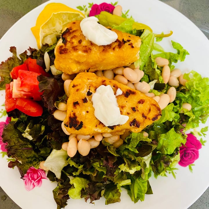 review photo of Gardein Golden Plant Based F'sh Filets shared by @rocknrolldogmom on 10 Jun 2021 - review