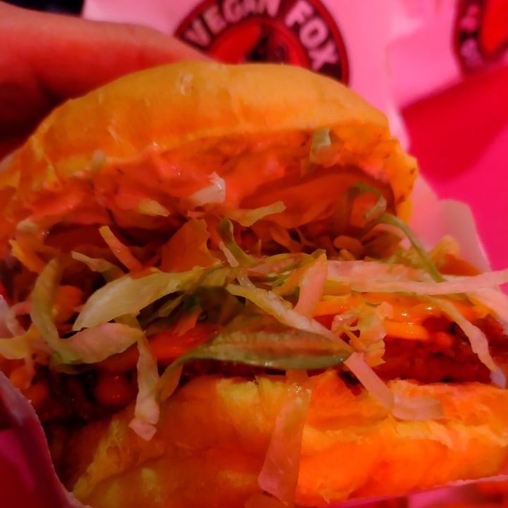 photo of VEGAN FOX Vegmac Burger shared by @alexis-furioso on  14 Oct 2021 - review