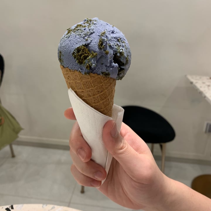 review photo of Kind Kones Paragon Blue Planet shared by @clarack on 04 Nov 2021 - review